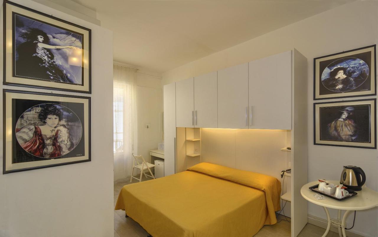 City Hotel Viareggio Esterno foto