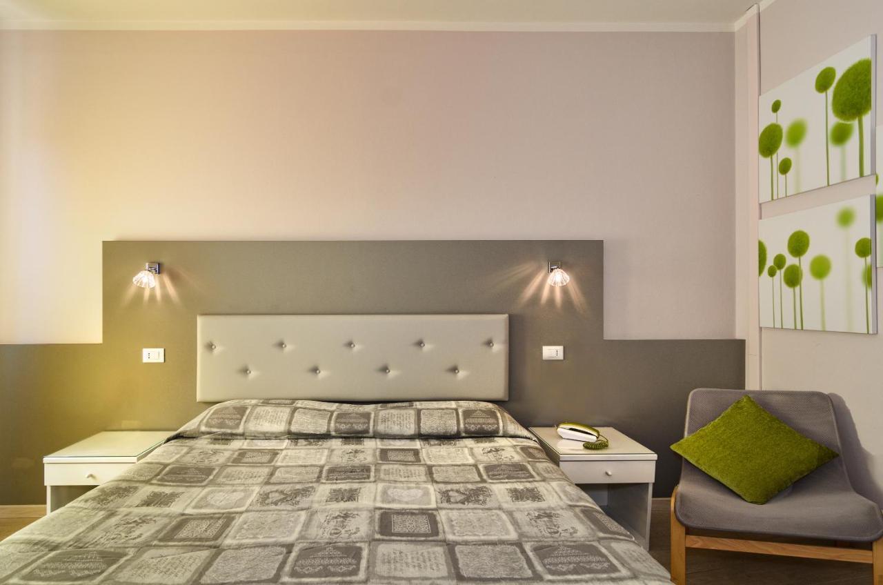 City Hotel Viareggio Esterno foto