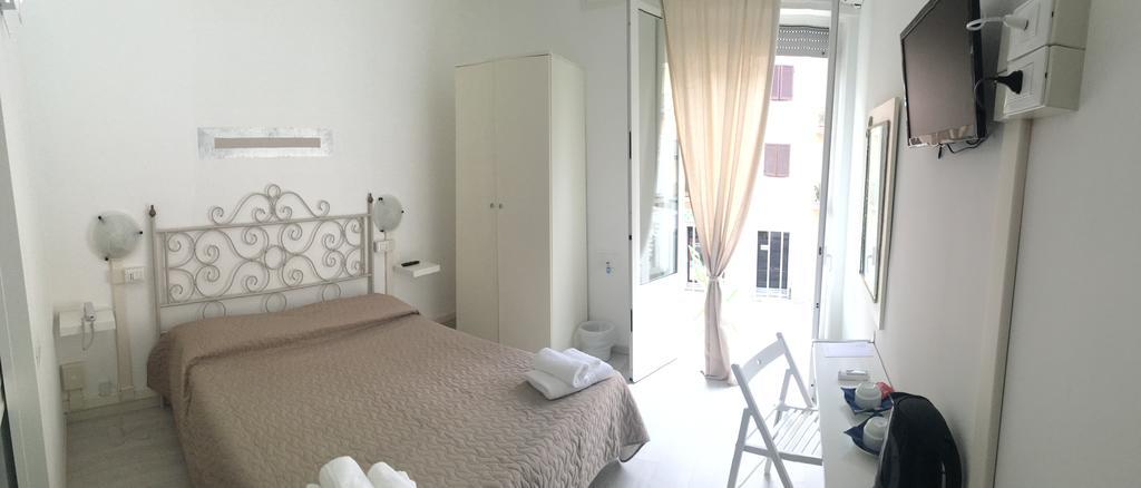 City Hotel Viareggio Esterno foto