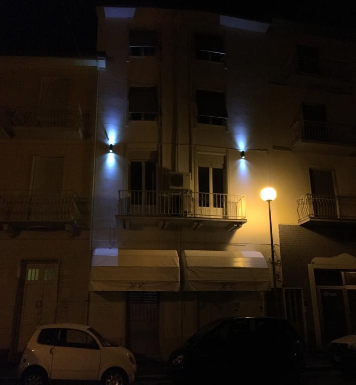 City Hotel Viareggio Esterno foto