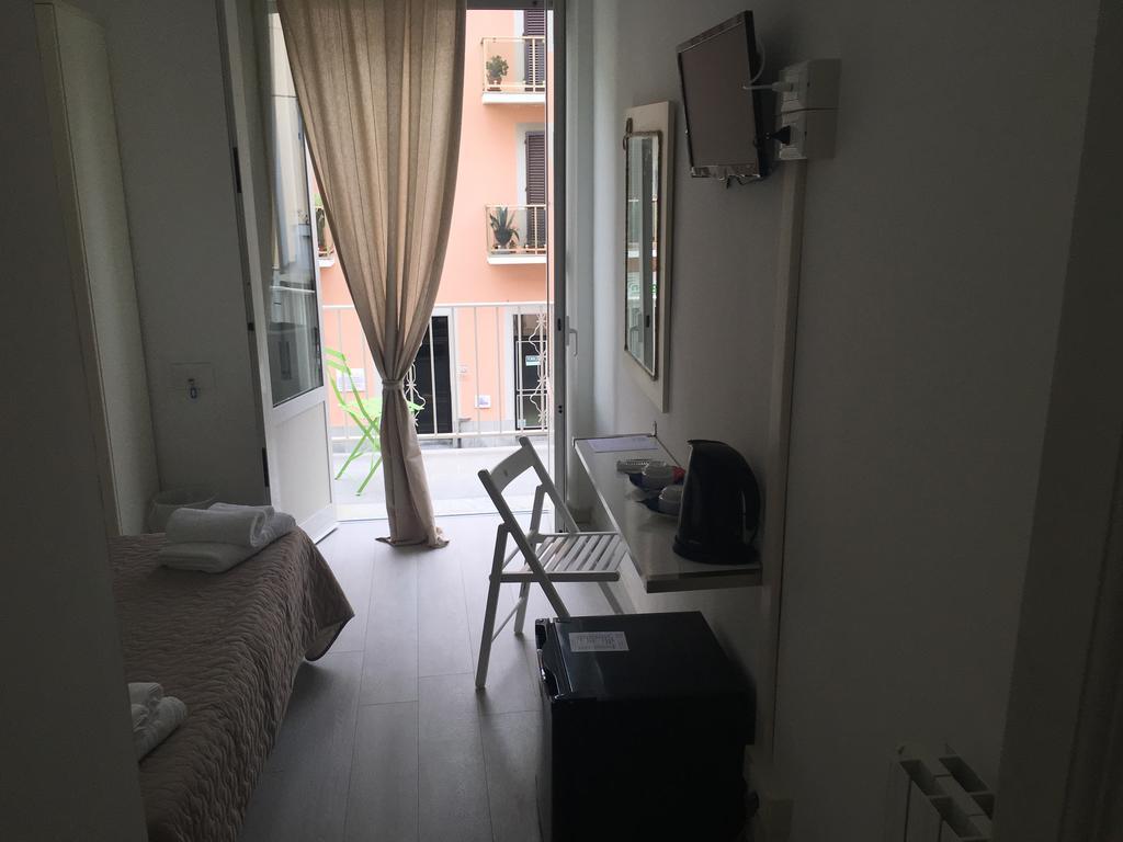 City Hotel Viareggio Esterno foto